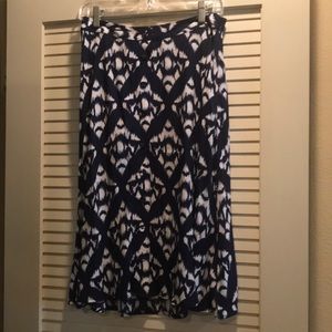 Talbots Skirt Petite 6 Navy Blue & White New Without Tags.  It is perfect!